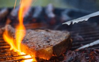 Chefstemp-grilling steak