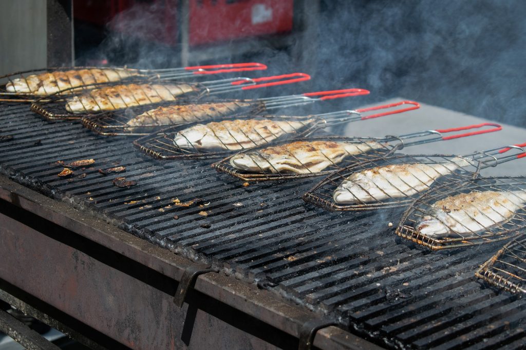 grilling seafood and fish-ChefsTemp