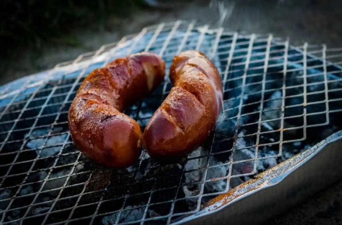 Grill temperature on sale for sausage