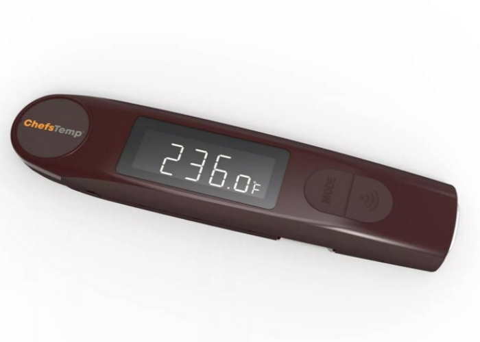 use meat thermometer to check sausage temperature