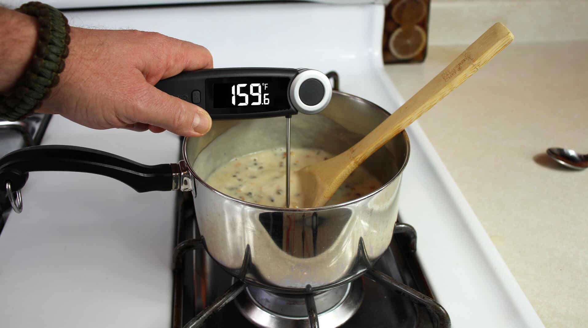 How to calibrate a thermometer in boiling water