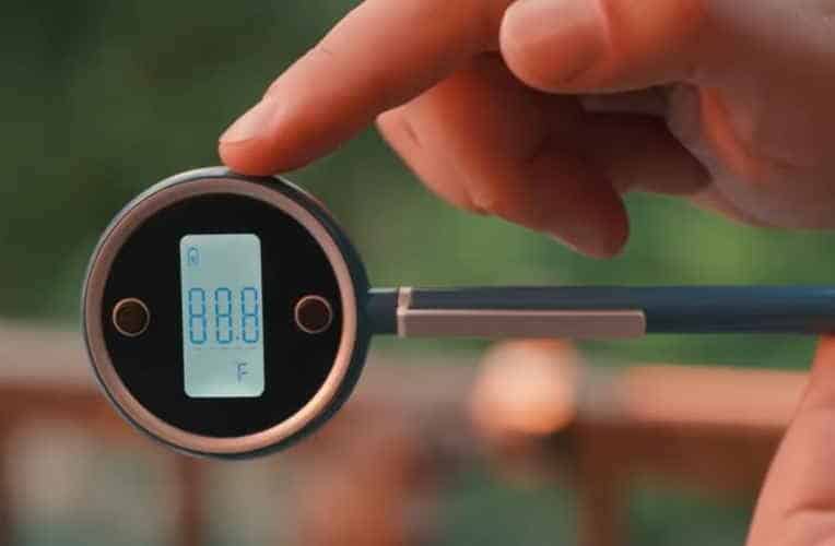 Using a Meat Thermometer to Measure Oil Temperature