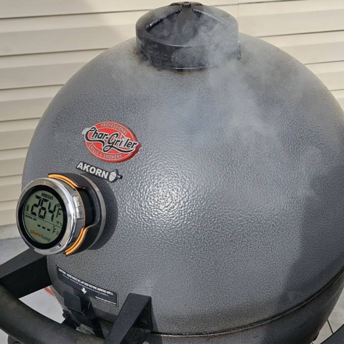 Wireless grill temperature controller for Kamado grills like Akorn, Vision, and others. Precise monitoring for perfect grilli.