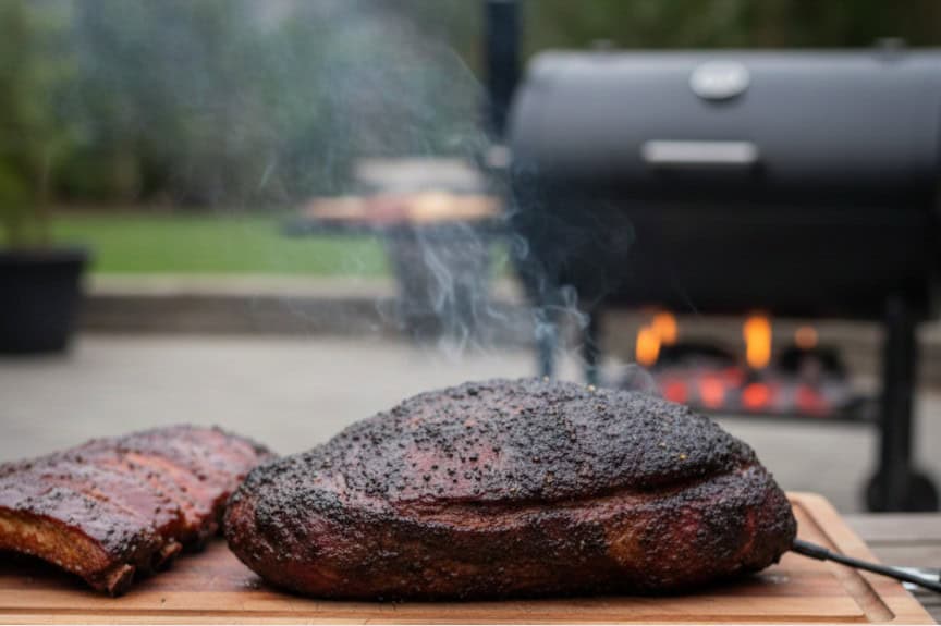 best-wireless-meat-thermometer-for-bbq-and-smoking-wifi-bluetooth-and-rf-compared