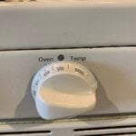Digital oven temperature control for precise cooking accuracy.