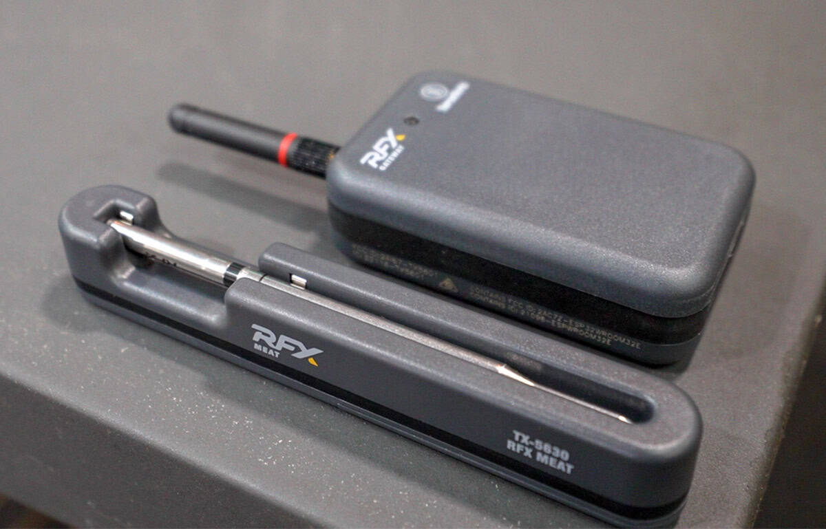 Thermoworks RFX Thermomter probe charger